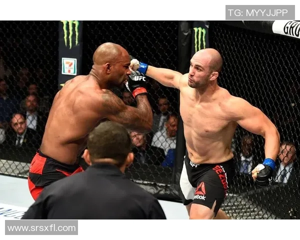 科米尔与琼斯的巅峰对决谁将成为终极格斗之王的传奇篇章